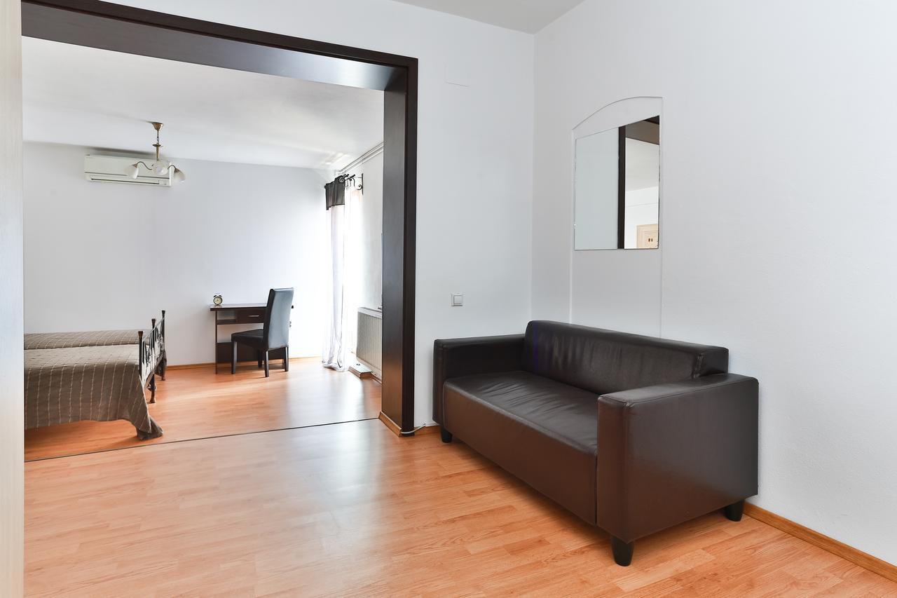 Vatra Accommodation 布加勒斯特 外观 照片